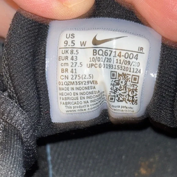 Nike Black Athletic Sneakers - Picture 9 of 9